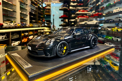 PORSCHE 992 GT3 RS
