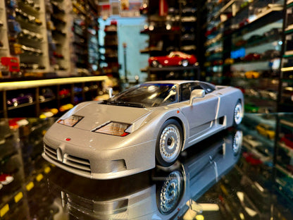 Bugatti EB110 (1991) 🇫🇷
