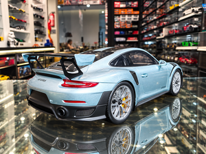 PORSCHE GT2 RS