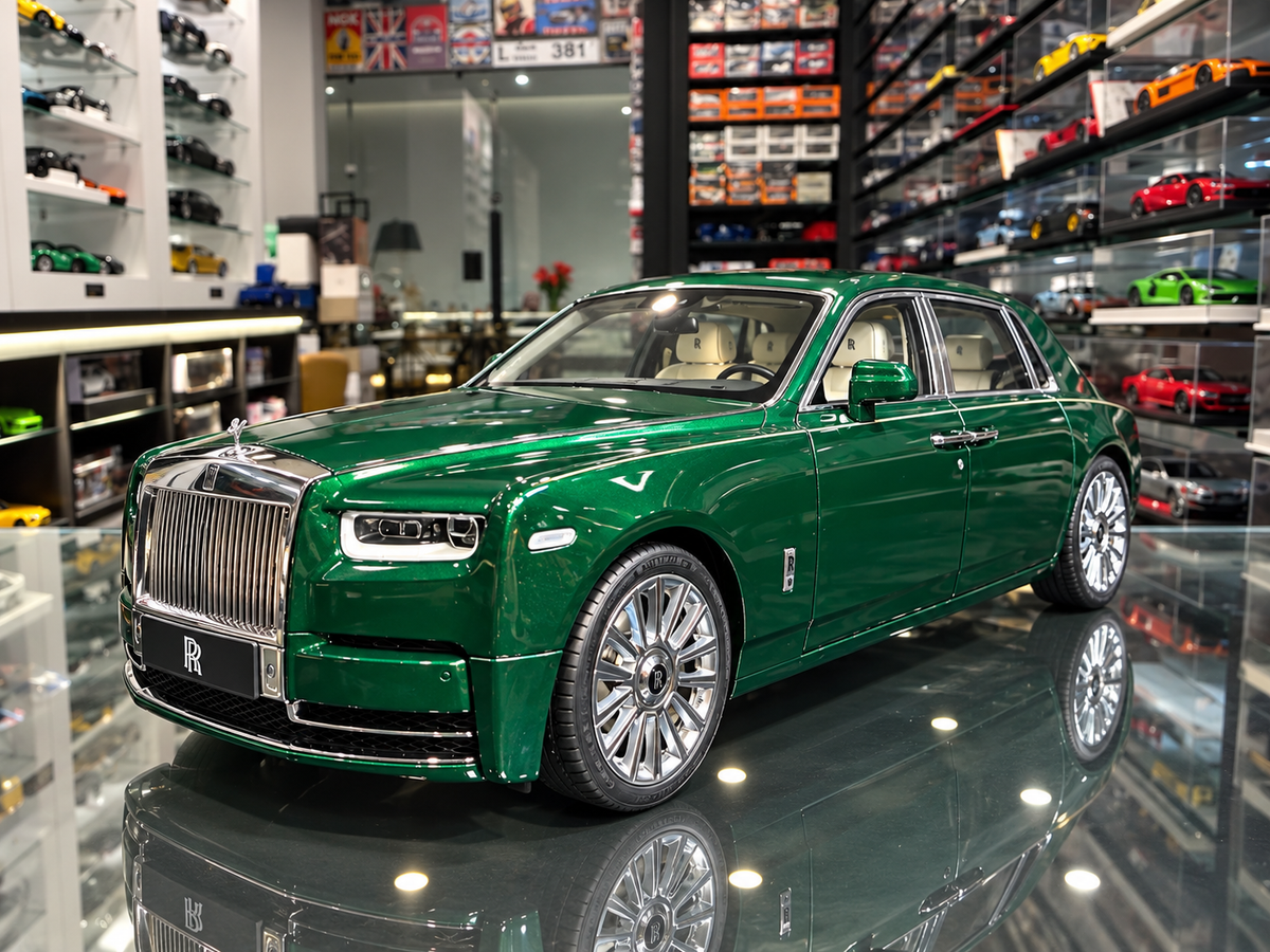 Rolls-Royce Phantom VIII (8th Generation)