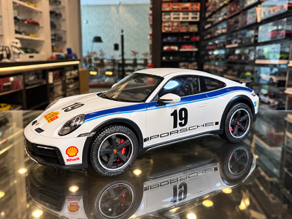 PORSCHE 911 DAKAR