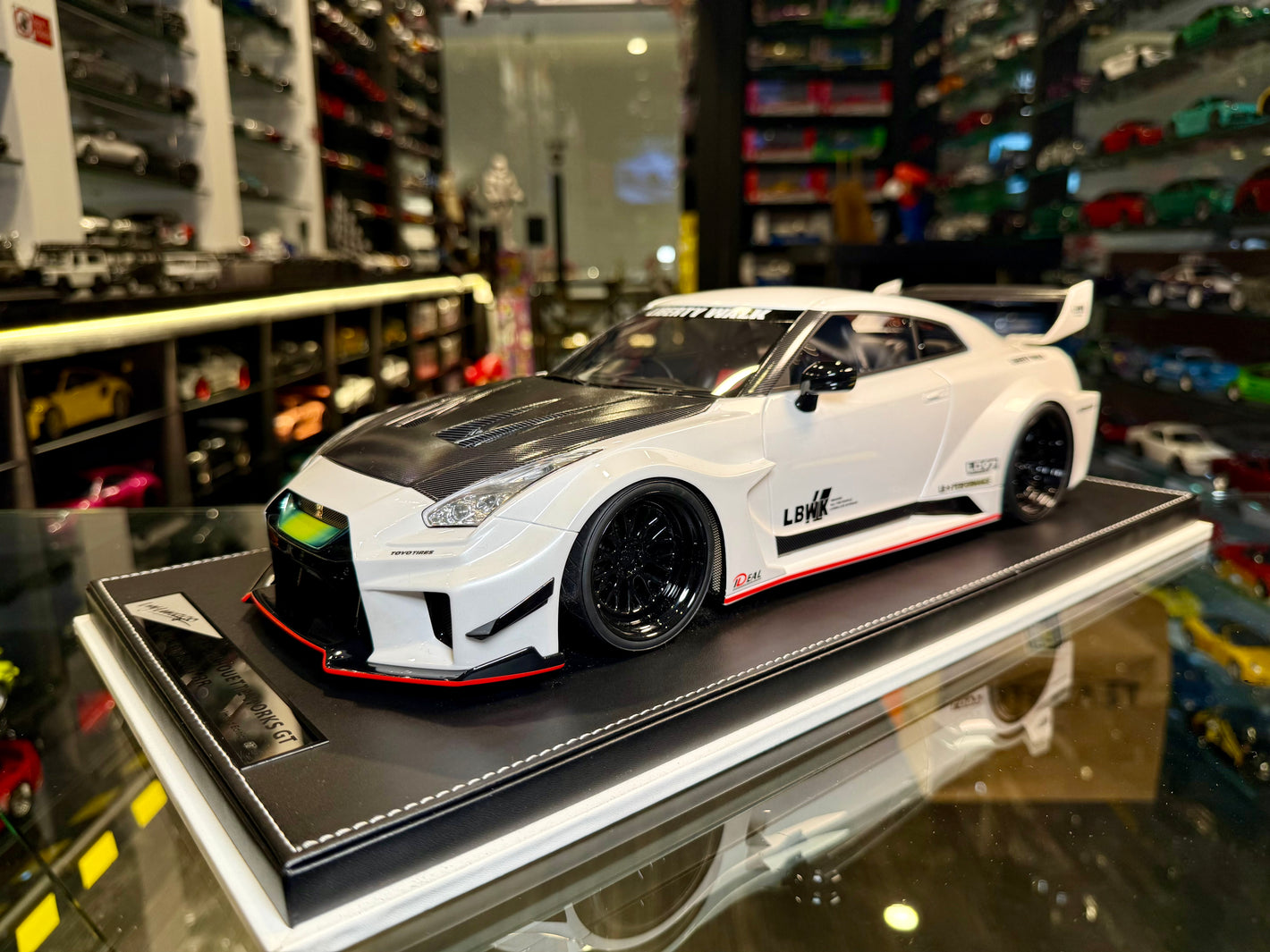 NISSAN 35 GT RR