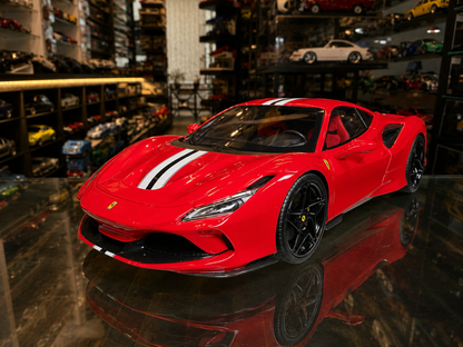 FERRARI F8 TRIBUTO