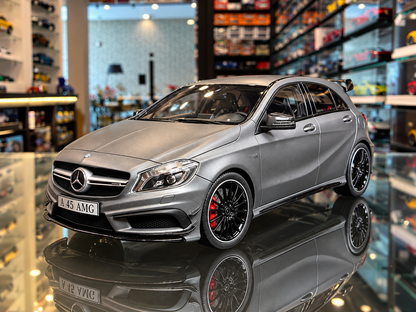 MERCEDES A45 AMG
