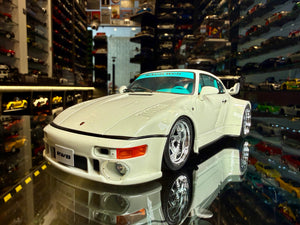 PORSCHE RWB