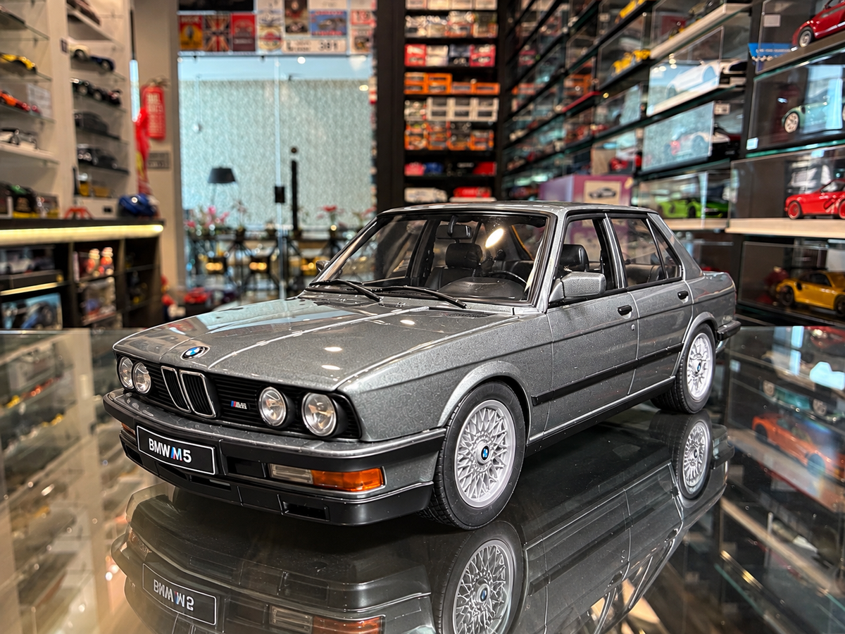 BMW M5 1987