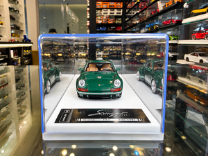PORSCHE SINGER