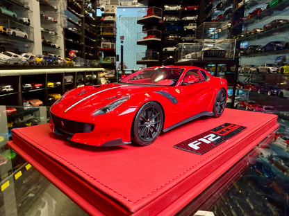 FERRARI F12 TDF ( 13 of 20 PIECES)