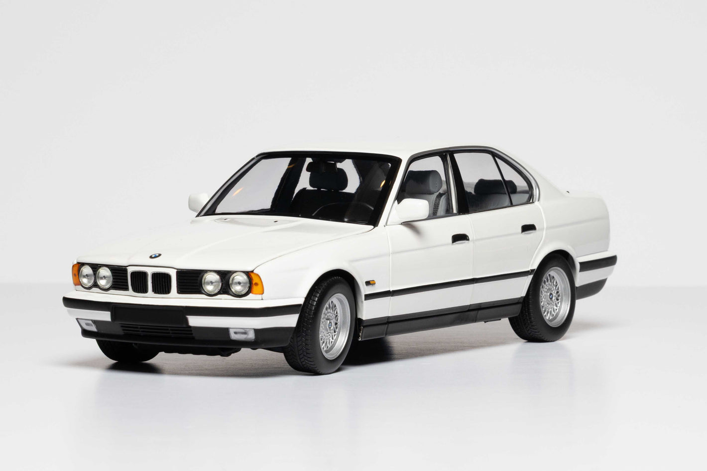 BMW 5 series E34