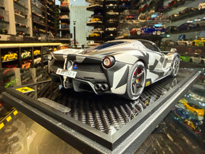 LA FERRARI APERTA  / 10 of 10
