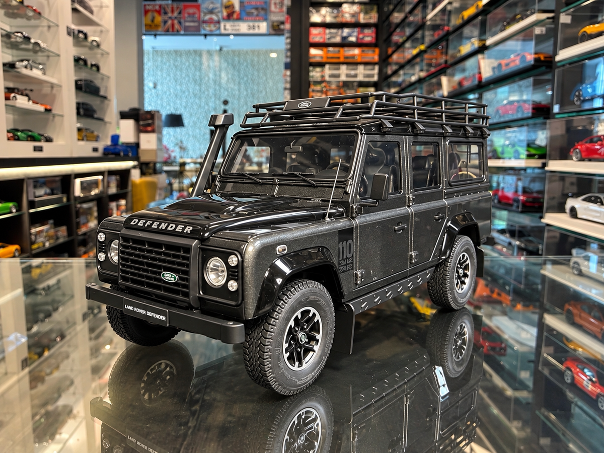 LAND ROVER DEFENDER