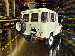 TOYOTA LAND CRUISER 40