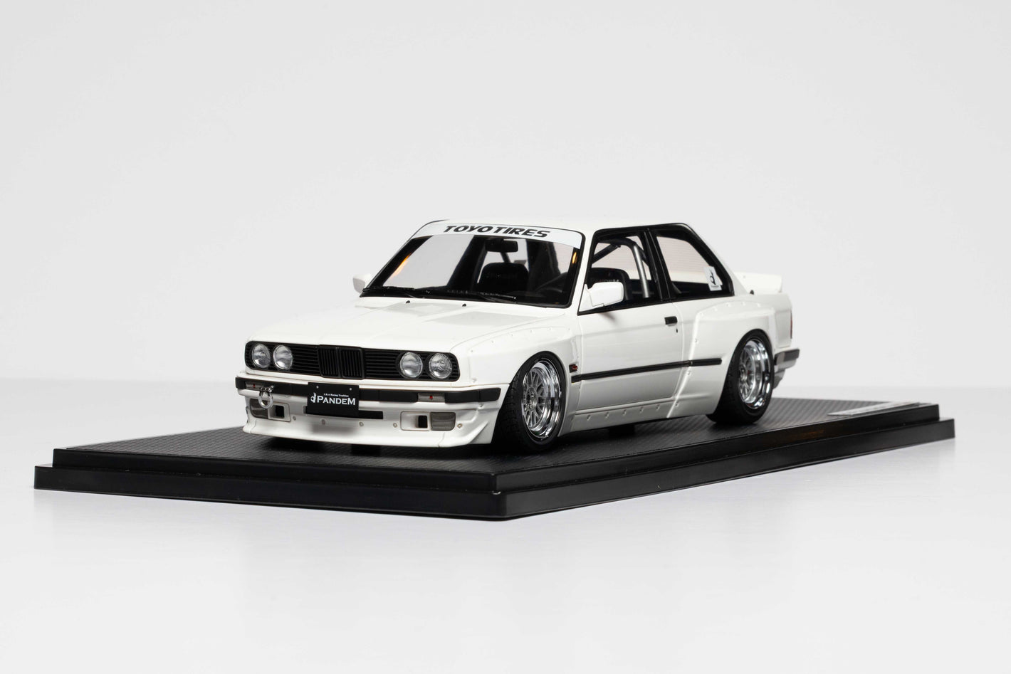 BMW PANDEM 30