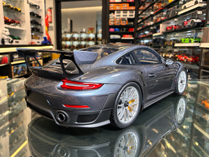 PORSCHE GT2 RS