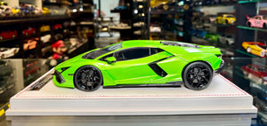 LAMBORGHINI REVULTO