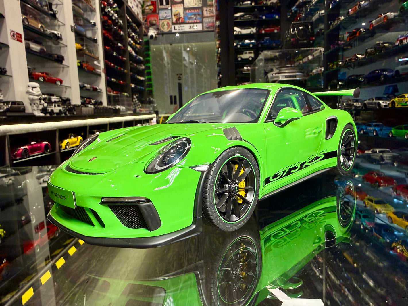 PORSCHE GT3 RS