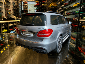 MERCEDES AMG GLS 63