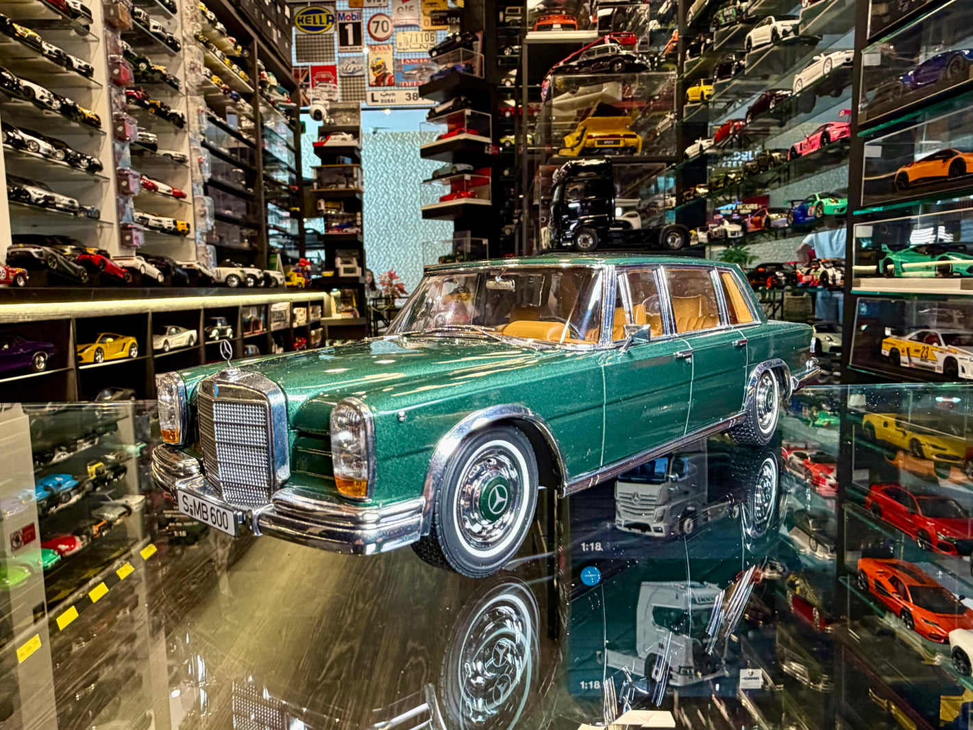 MERCEDS BENZ S 600 LIMO
