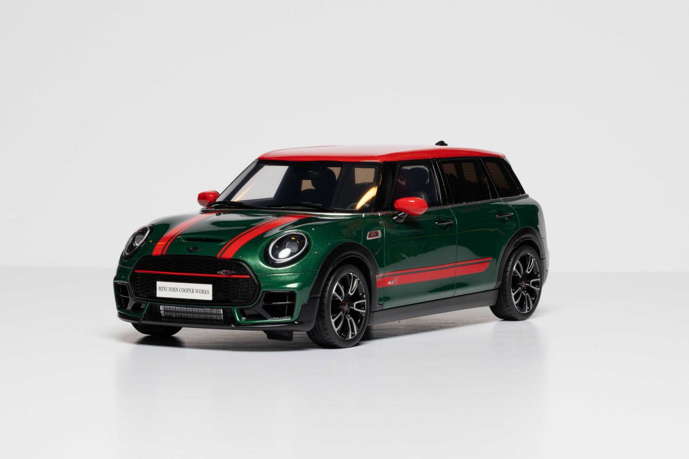 MINI CLUBMAN JCW