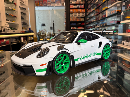 Porsche 911 GT3 RS Weissach Edition