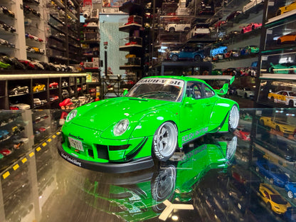 PORSCHE RAUH-WELT