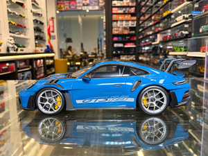 PORSCHE GT3 RS