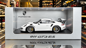 PORSCHE 911 GT3 RS / 1441 of 2000 PIECES