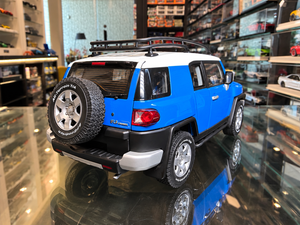 TOYOTA LAND CRUISER FJ