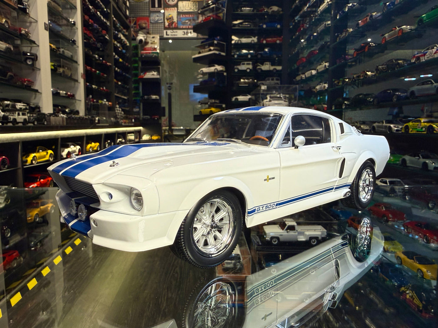 SHELBY GT 500