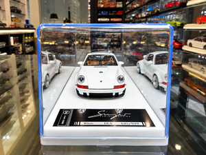 PORSCHE SINGER