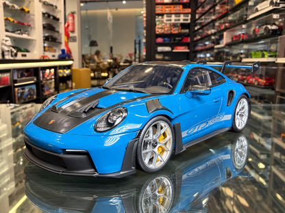 PORSCHE GT3 RS