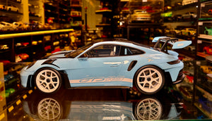 PORSCHE GT3 RS