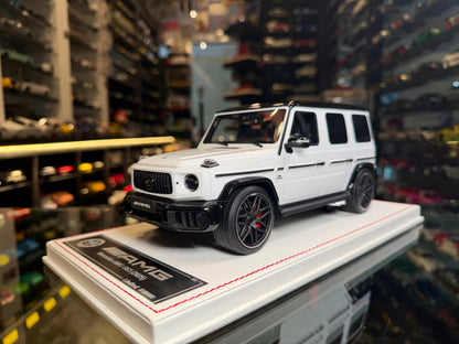 MERCEDES G63 AMG 2025 ( 1 of 10 PIECES )