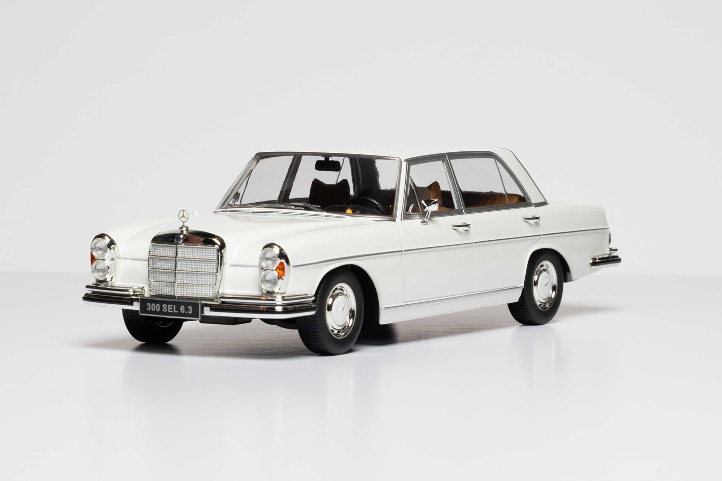 MERCEDES BENZ 300 SEL 6.3