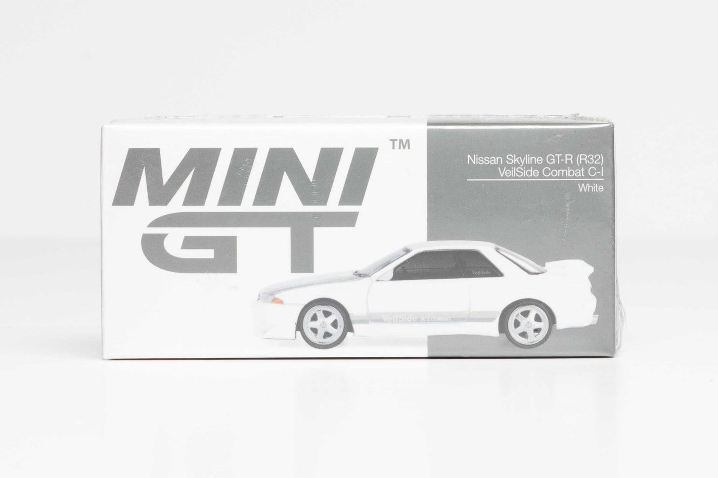 NISSAN SKYLINE R32