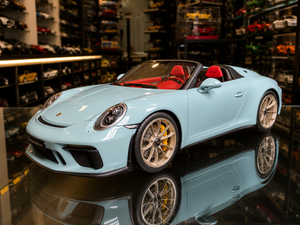 PORSCHE 911 SPEEDSTER