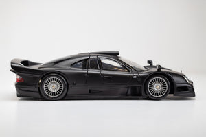 MERCEDES BENZ CLK-GTR