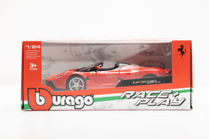 LA FERRARI APERTA