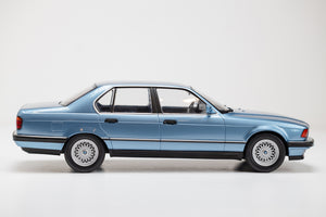 BMW 7 series (e32)