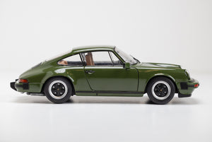 PORSCHE 911 Carrera