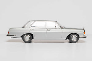 1967-1972 Mercedes-Benz 300 SEL 6.3 (W109)