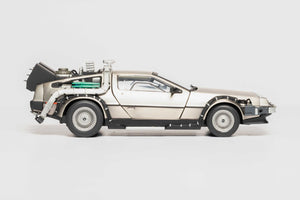 DMC De lorean Back To The Future Part 2