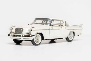 STUDEBAKER GOLD HAWK