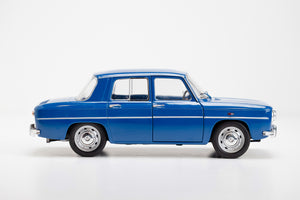 RENAULT 8