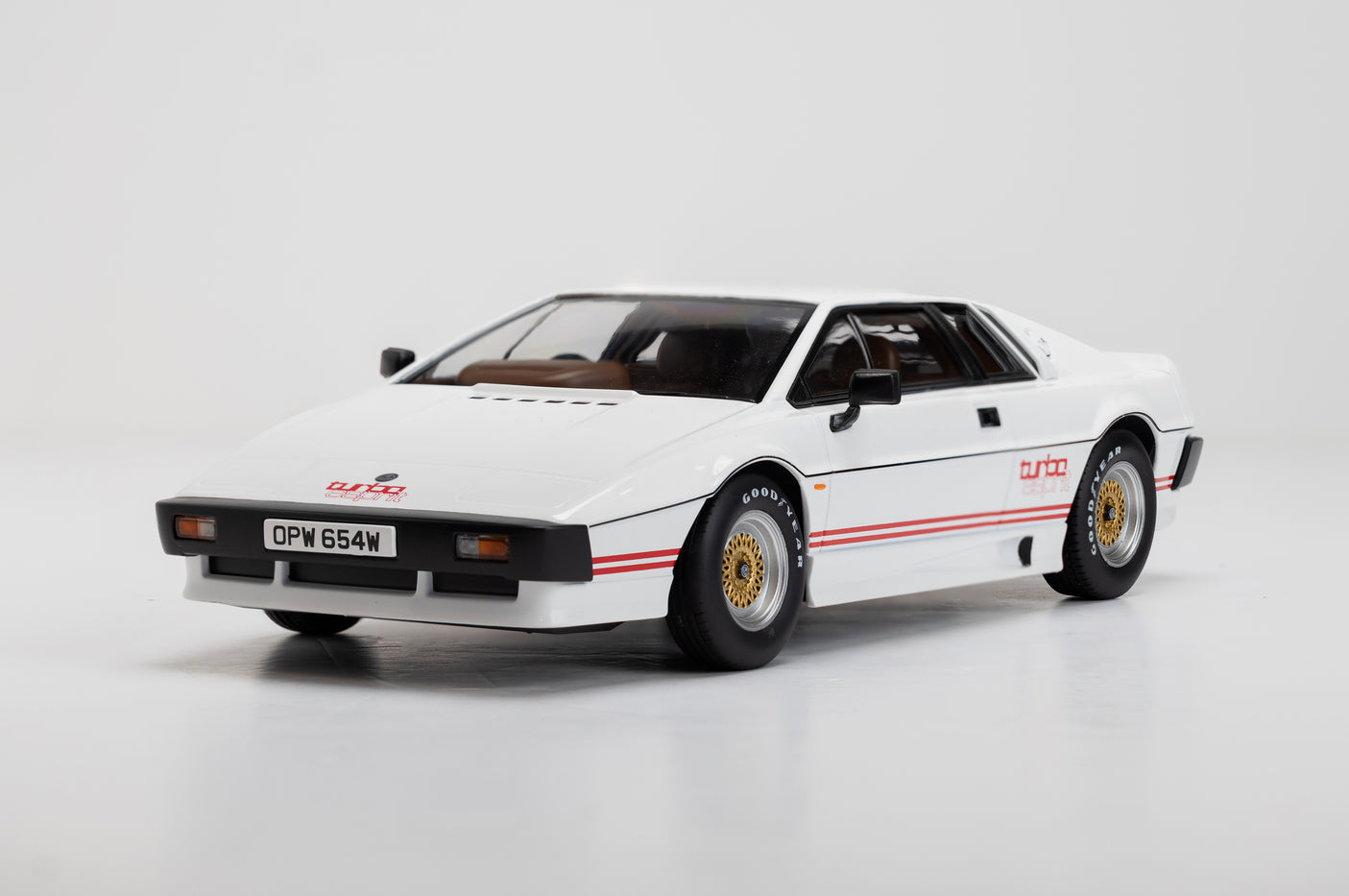 LOTUS TURBO SPIRIT