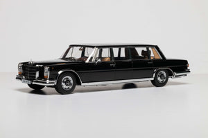 MERCEDES 600 W 100 LIMO