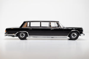 MERCEDES 600 W 100 LIMO