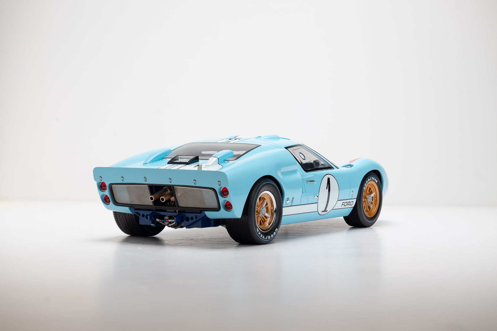 The Ford GT40 Mark 2 ken miles #1