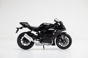 YAMAHA R1