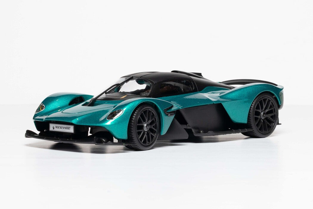 aston martin valkyrie